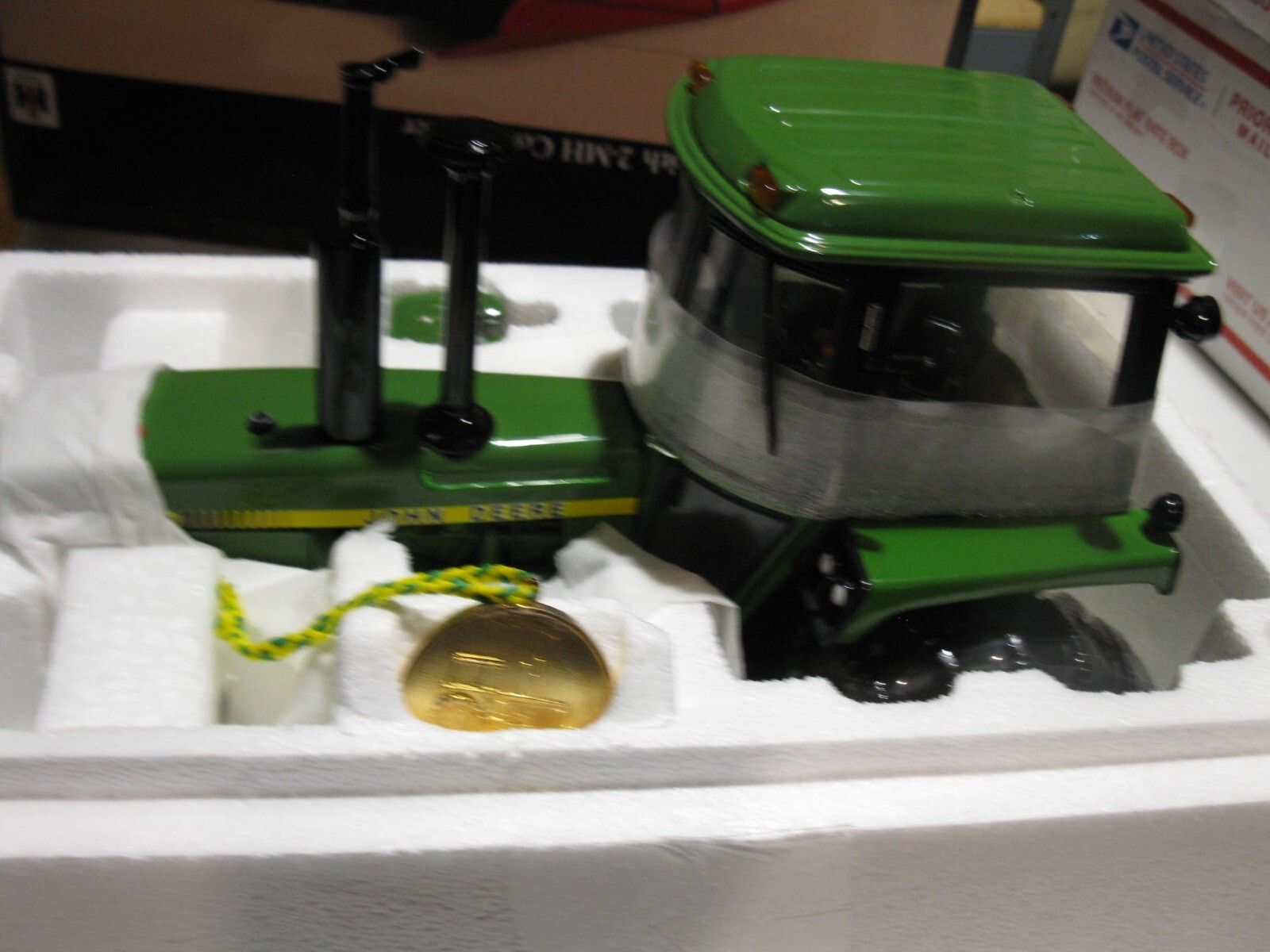 Ertl 2001 Precision Series John Deere 4440 Toy Tractor 15077
