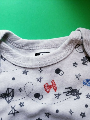UNISEX INFANT STAR WARS SHIPS X-WING, TIE FIGHTER SIZE 6-9 MONTHS BODYSUIT NEW - Picture 5 of 12