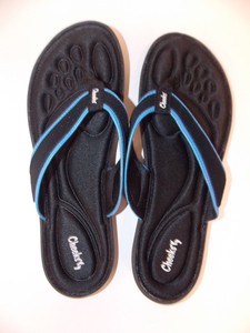 cheeks barefoot flip flops