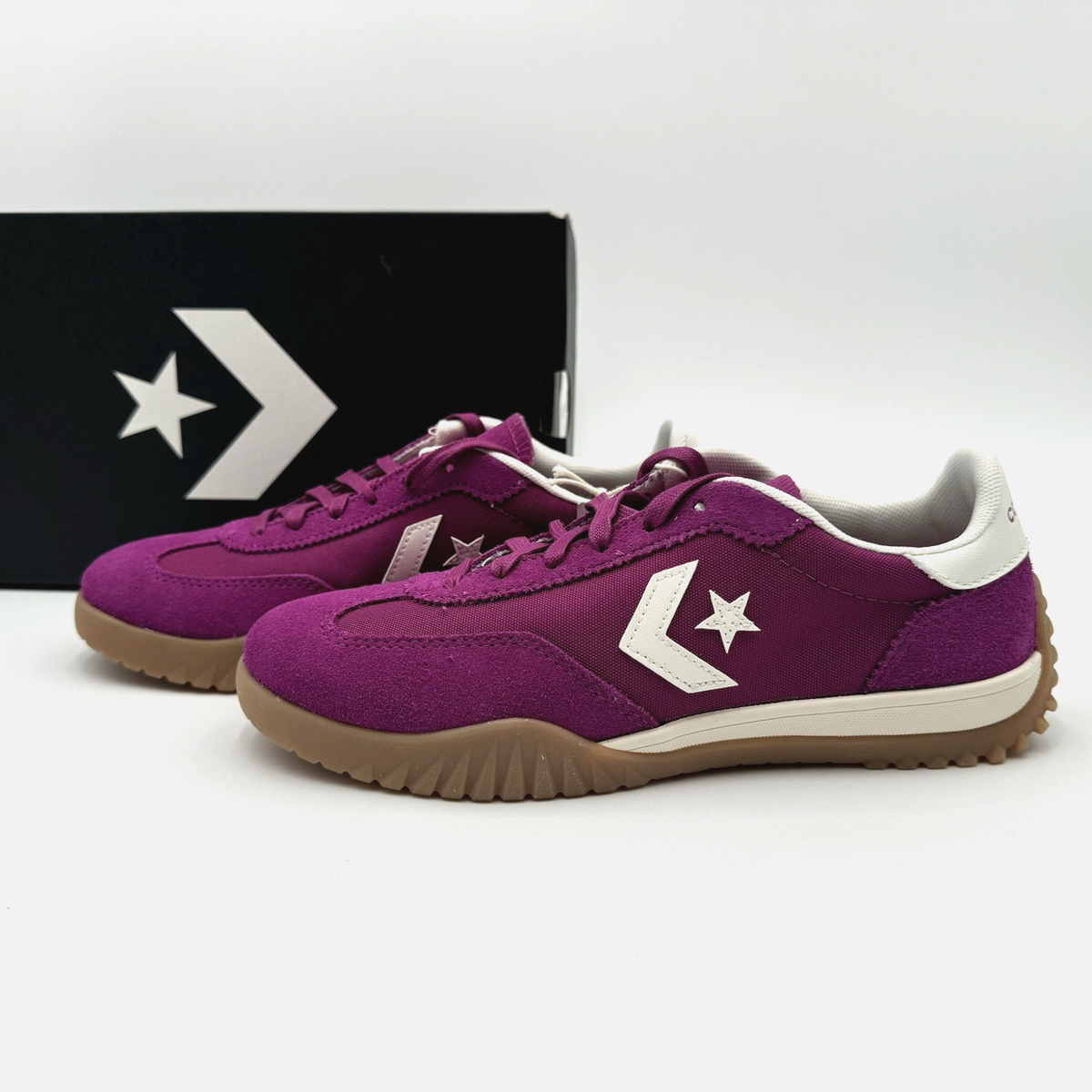 Size 6.5 Women's Converse Run Star Trainer Ox Suede Sneakers