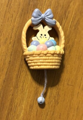 Vintage Russ Pin Brooch Easter Egg Basket Pop-up Bunny Pull String