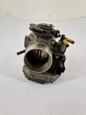 Audi A3 8L  1.8 92KW BENZIN Drosselklappe 06A133064M throttle body