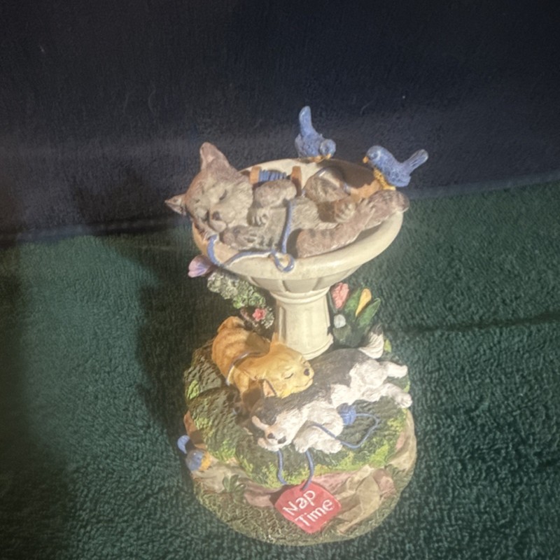 Hamilton Collection Cat Figurine Birdbath Scene "Nap Time" Resin Collectible