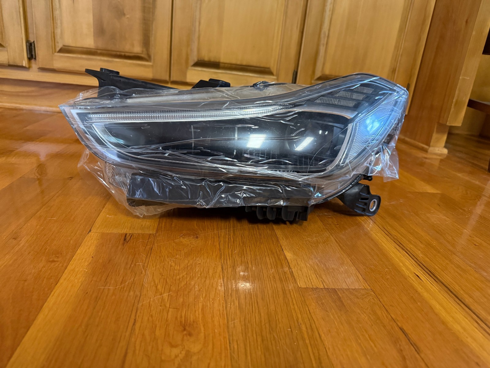 Maserati Ghibli 2018-2024 FRONT+LEFT Headlight