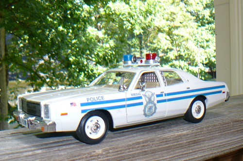 Policía de seguridad de la Fuerza Aérea de los Estados Unidos, Greenlight 1/24 Plymouth Fury 1978, coche patrulla LE