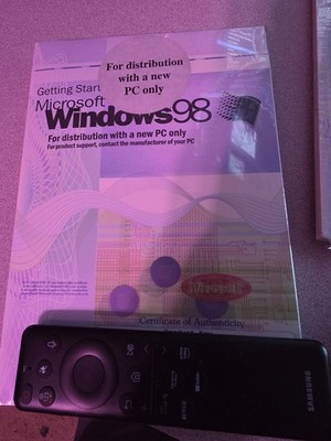 Microsoft Windows 98 PC Edition New Sealed Product Key Book Disc NOS 