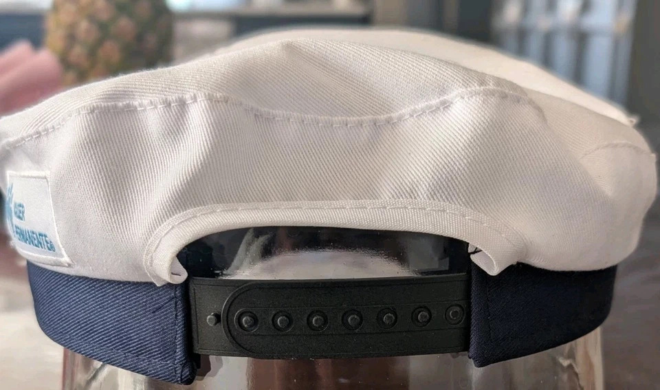 Sombrero de Capitán Golden State Warriors Klay Thompson 2024 SGA Foto 4 de 4