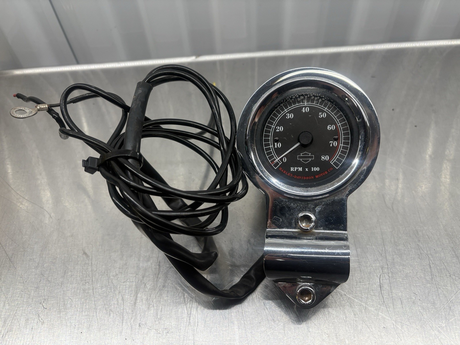 Harley Davidson OEM 2 5/8" Mini Tach Chrome Tachometer Gauge Softail Dyna Clamp