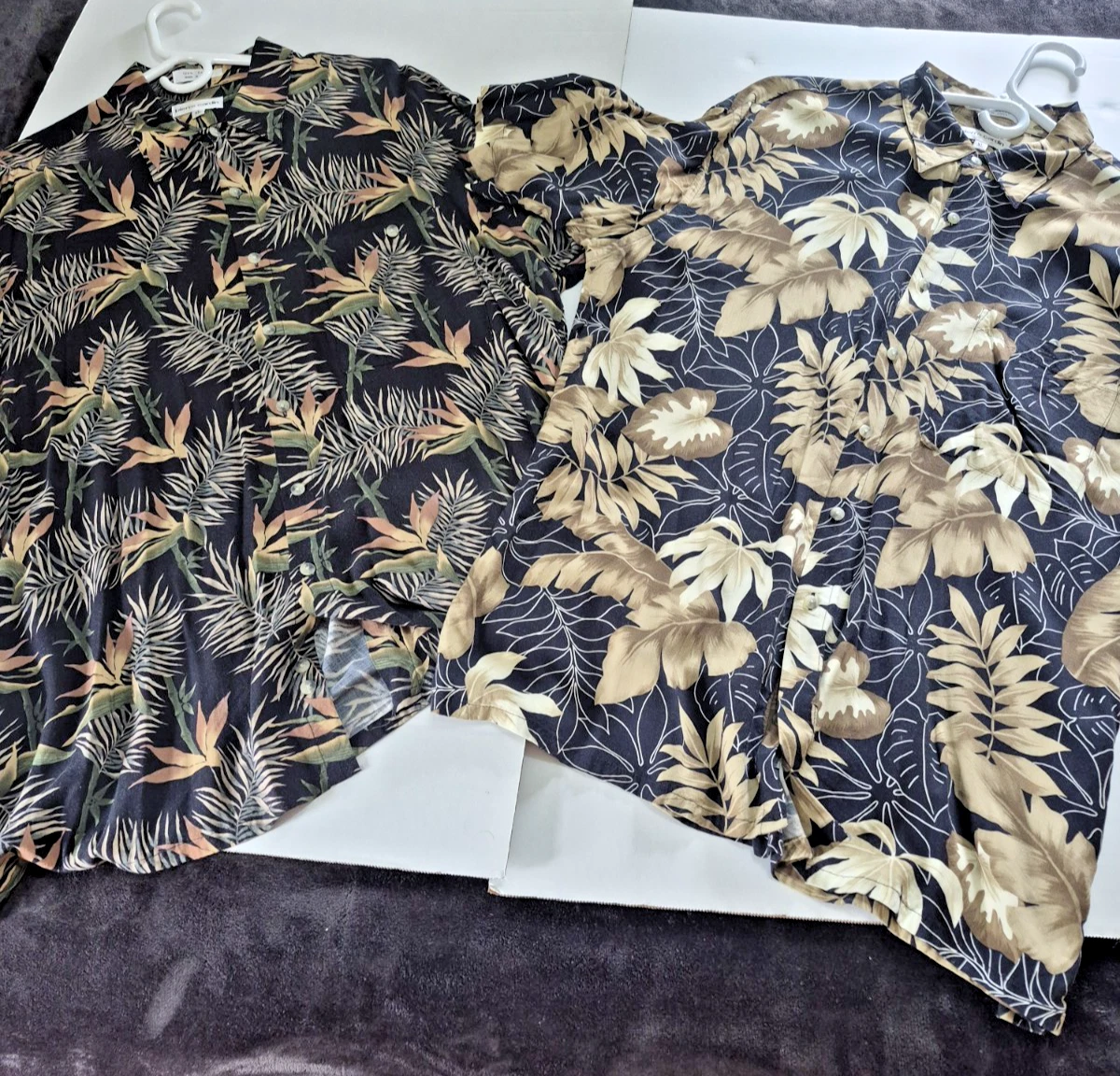 Pierre Cardin 2 hawaiian shirts pre-owned XL 100% Rayon Hawaiian influence theme
