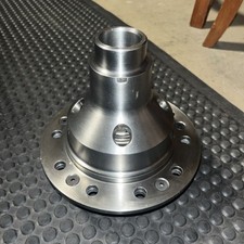 Ford 9 Inch 28 Spline Detroit Locker Ford 9 Inch 28 Spline Detroit Locker