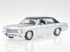 Opel Admiral B silver diecast modelcar in showcase 1:43