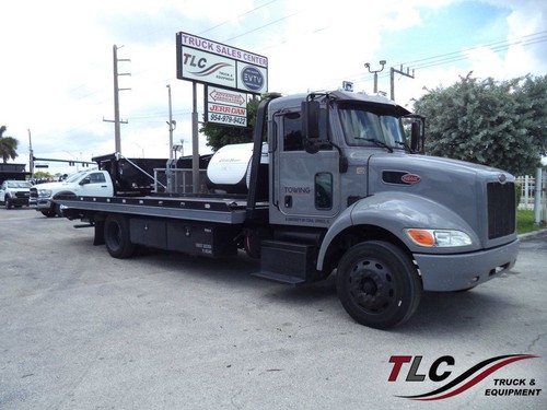 2021 Peterbilt 337 w/ CENTURY 22ft RIGHT APPROACH LCG Rollback