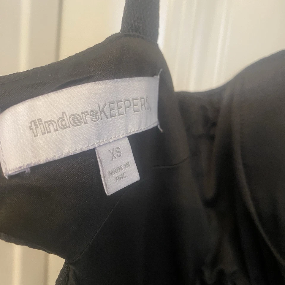 Finders Keepers Traje de Juego de Verano Mameluco con Recorte Resort Crucero Fiesta Listo, Talla XS Foto 3 de 4