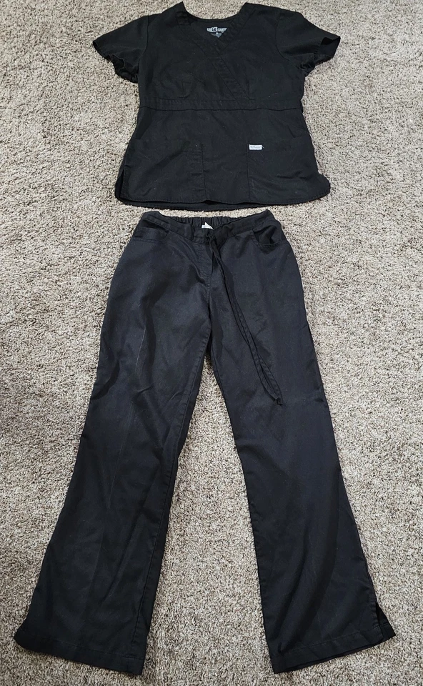 Scrub Lot/Nursing Uniforms - Image 2 of 4