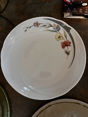 Lovely Graf von Henneberg Scalloped Edge 8  Bowl ~Floral Spray ~ JLMenau Bavaria
