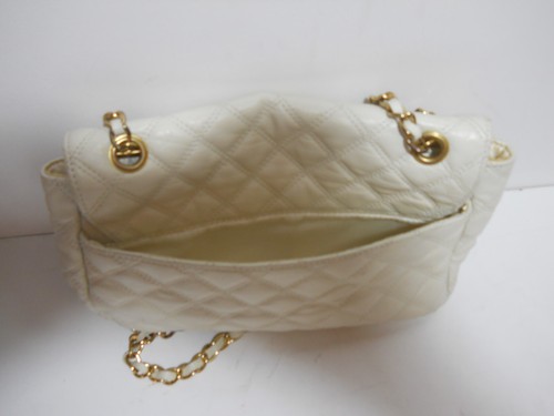 Paradox White Quilted Leather Small-Medium Size 3-Comp. Chain-Strap Shoulder Bag - Picture 9 of 9