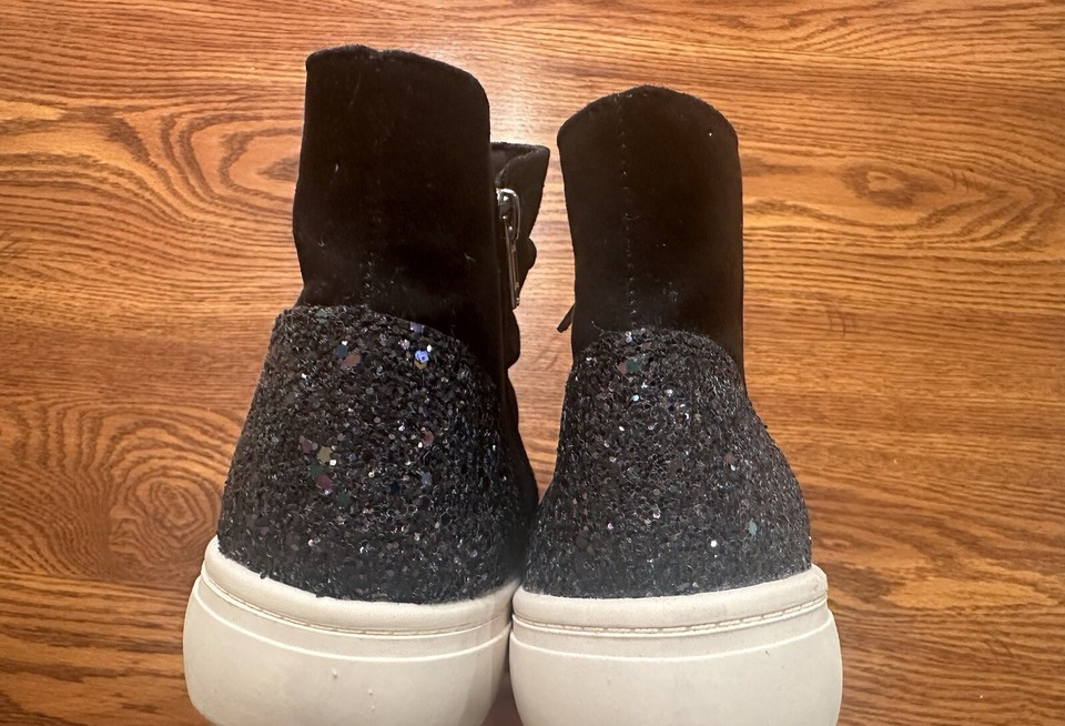 Olive & Edie Sloane Black High top Sneaker Shoe Boot Size 4 Girls Kids