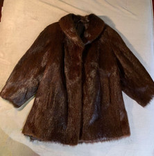 pelliccia di visone marrone, pellicciaio di biella con etichetta e firma 
