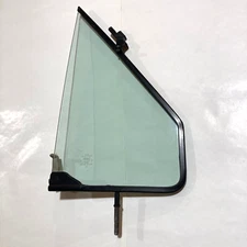 1992-1996 Ford F-150 (Bronco) vent glass RH (wing window) F-250, F-350 (Carlite)