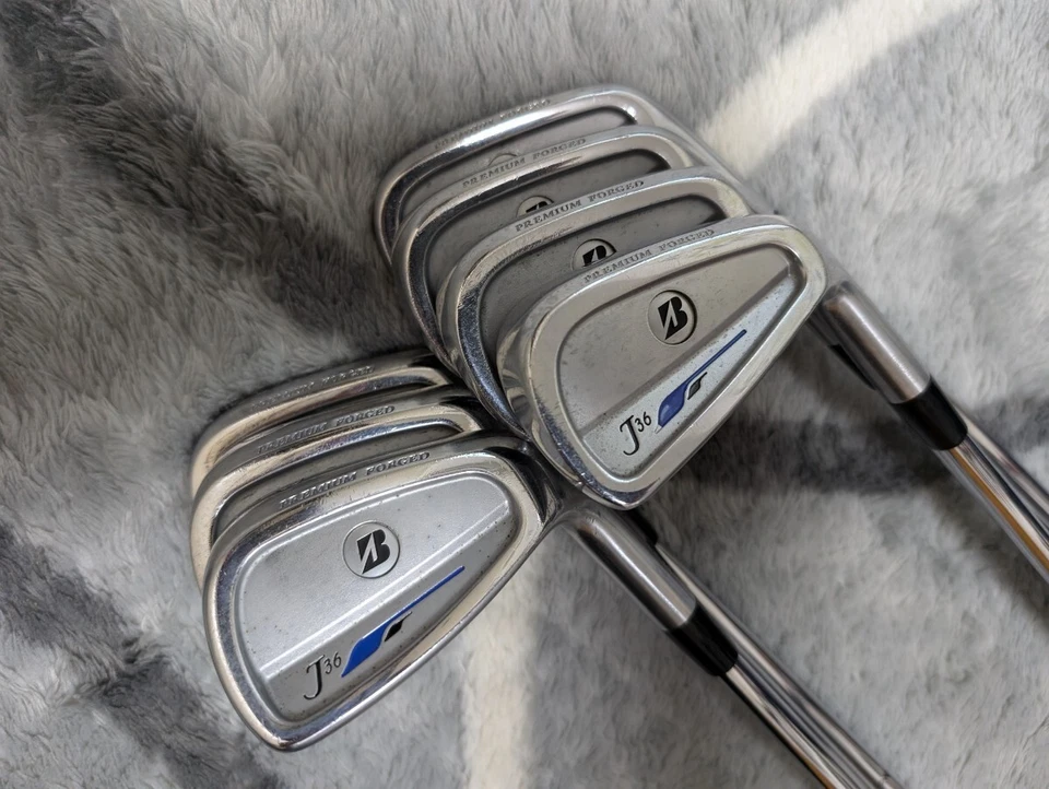 Bridgestone J36CB iron set 7 clubs 4 P - Image 2 of 4