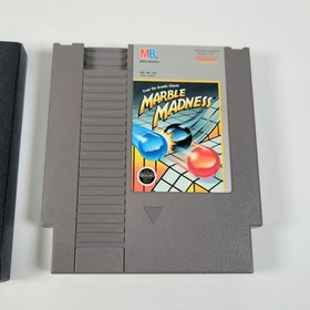 Marble Madness Nintendo NES 1989 w/ sleeve