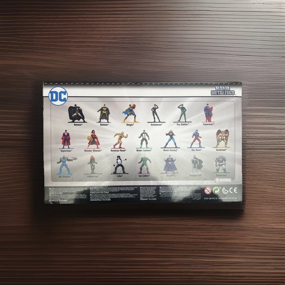 Jada Nano Metalfigs DC Series 4 Batman, Catwoman, Superman, Wonder Woman,Flash + - Image 2 of 2