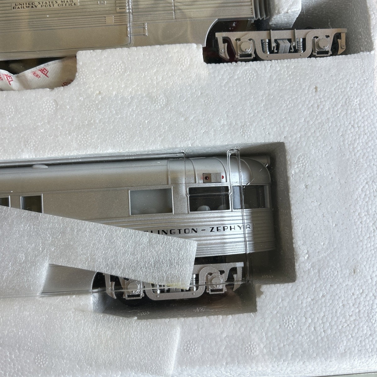 Buy MTH 30-2186-1 Burlington Pioneer Zephyr Set Proto Sound S61
