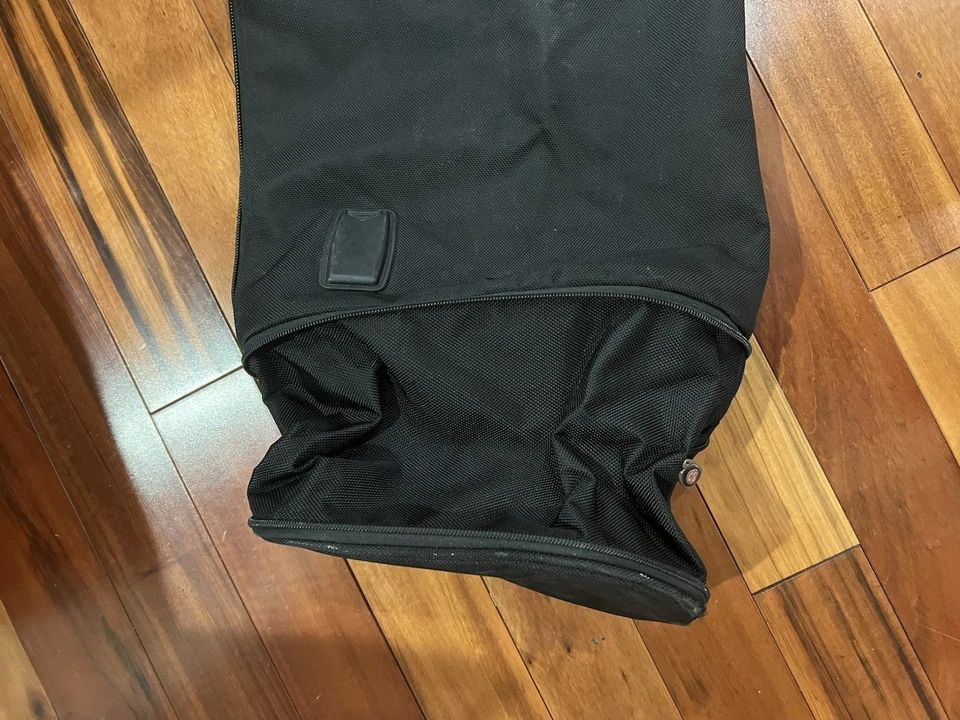 Bolsa de esquí MARKER equipaje de viaje grande/expansible/negro - tiene capacidad para 2 esquís 78" Foto 3 de 4