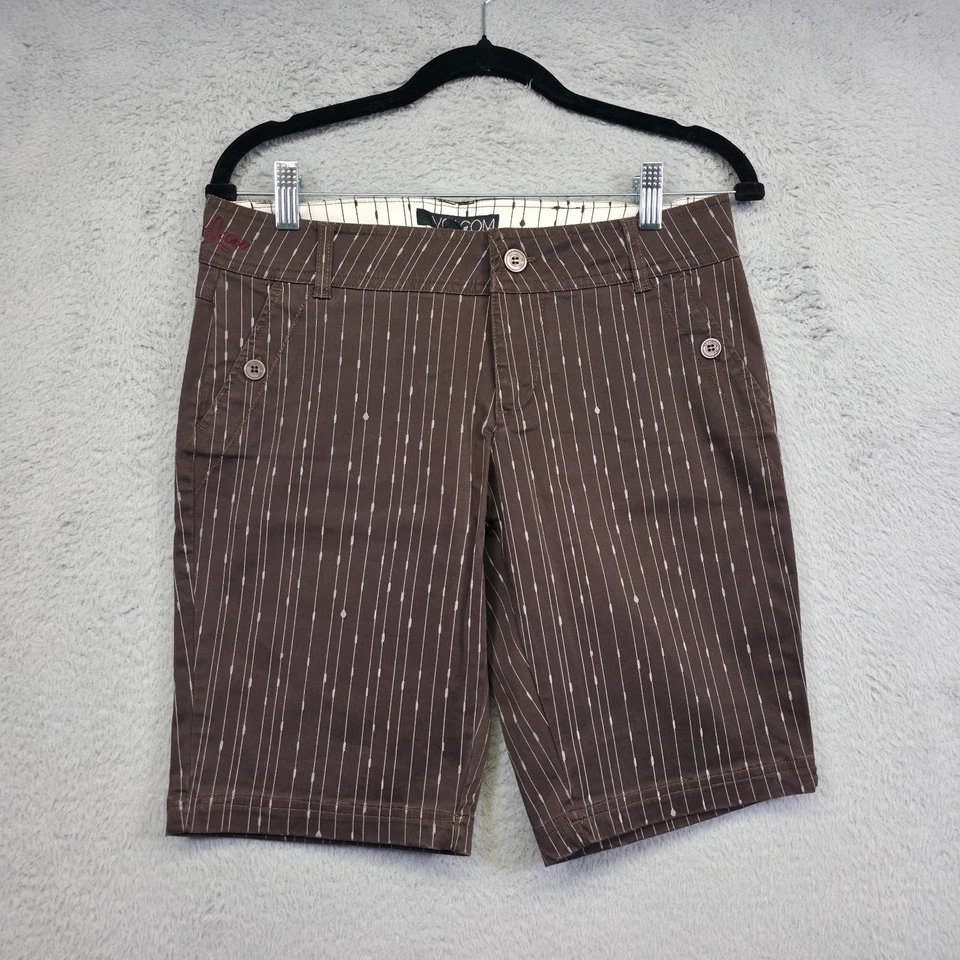 Y2K Volcom Shorts Lot of 2 Juniors 3 Brown Black Plaid Striped Geometric Striped - Image 2 of 4