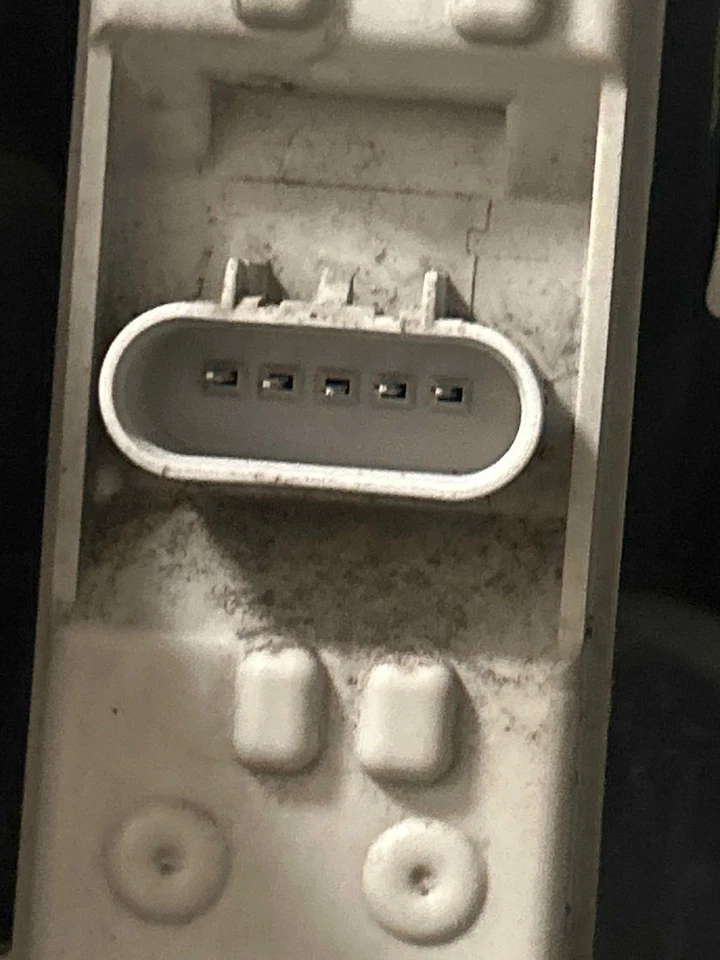 Fits 2004-07 Buick Rainier Right Tail Light OEM:15131581 Foto 4 de 4