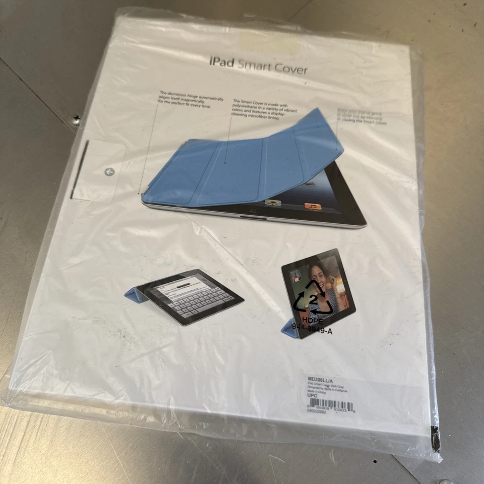 Apple Smart Cover Apple iPad 2nd 3rd 4th-Gen - Dark Gray MD306LL/A - Image 2 of 4