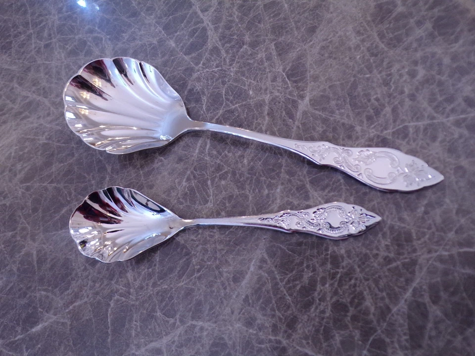 BSF FRIESENMUSTER Vorleger großer und kleiner Sahnelöffel 18/8 TOP