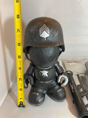 Kidrobot 17 Sgt. Robot 8'' Black Dave White 2009 Edition 600 NIB