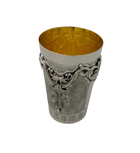 FINE 925 STERLING SILVER HANDMADE CHASED SWIRL LEAF APPLIQUE ORNATE CUP & TRAY - 第 2/4 張圖片