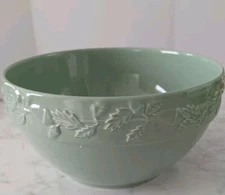 Yellowware Mixing Bowl Green Leaf And Acorn Pattern Over And Back 9.5"X5"