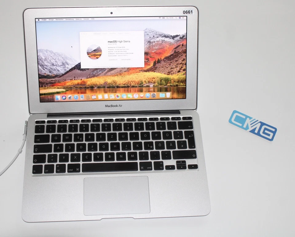 Apple MacBook Air 11,6" 256 GB SSD 2GB RAM 1,4Ghz 11" Ende 2010 (lesen) OSX10.1 - Bild 2 von 4
