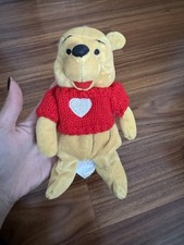 Ty Disney Beanie Baby Winnie the Pooh Collectible