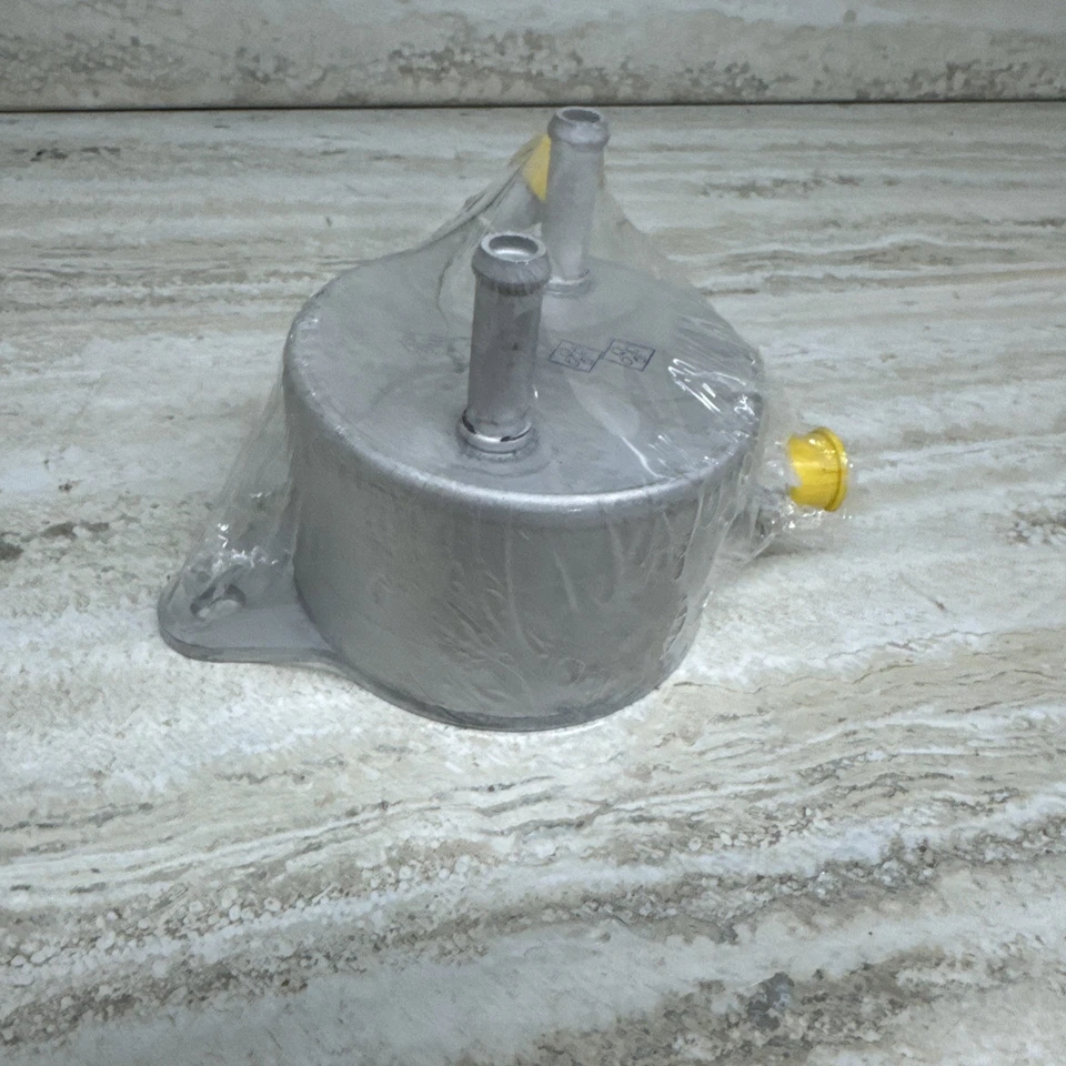 Enfriador de aceite de transmisión automática FSKC199F0 Mazda 5 2012-14 Mazda 3 2010-13 L21 Foto 2 de 4