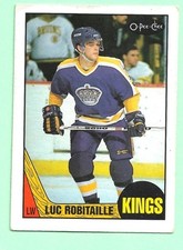 (1) LUC ROBITAILLE 1987-88 O-PEE-CHEE # 42 KINGS  ROOKIE CREASED  CARD (N3486). rookie card picture