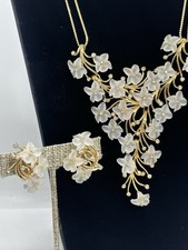 Vtg Christian Dior Germany Demi Parure Necklace Earrings Frosted Lucite Flowers