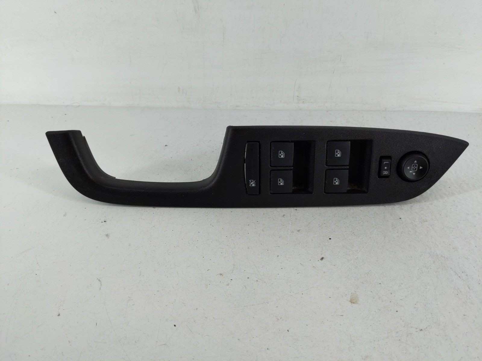 2010-2017 Gmc Terrain Driver Left Door Master Power Window Switch VGXPZ