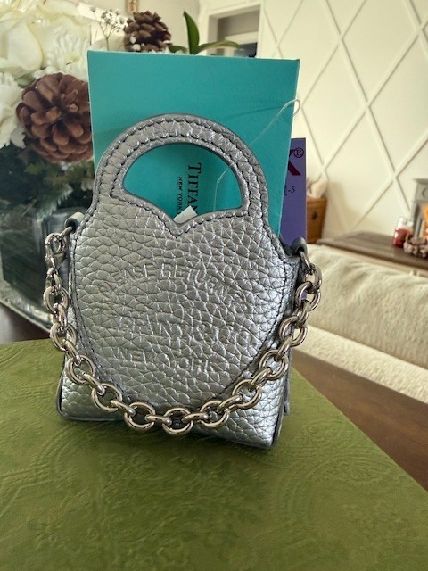 Tiffany & Co. ハンドバッグ グレー ベージュ Tiffany & Co. ♡ RETURN TO TIFFANY Nano Tote Bag/Charm ○○ Silver