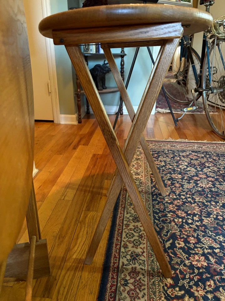 Set of Four Solid Oak Folding Tray Tables w/Storage Rack - Image 4 of 4