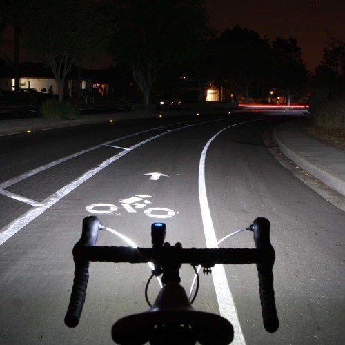 Compact Lumina 1200 Bike Light - Strong 1200 Lumens, Ideal for Night Cycling - Picture 4 of 8