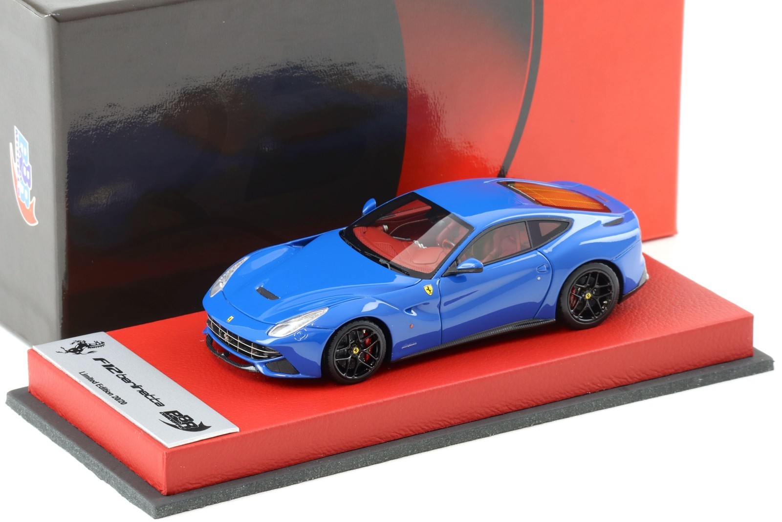 1:43 BBR Ferrari F12 Berlinetta Azzurro Dino/ Red Base - Limited 20 Pcs.