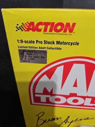 Brian Ayers Action 1:9 scale Pro Stock Bike 2009 Mac Tools 1 of 5004 - Picture 5 of 8