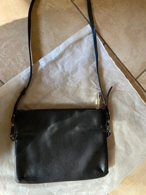 Bolso Bandolera Mensajero HALSTON Heritage Cuero Negro Doble Cremallera Tamaño Mediano  Foto 4 de 4