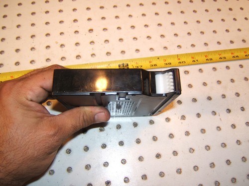 VW Jetta 96 in trunk CD changer ( READ ITEM DESCRIPTION ) 6CD 1 Magazine ONLY - Picture 16 of 19