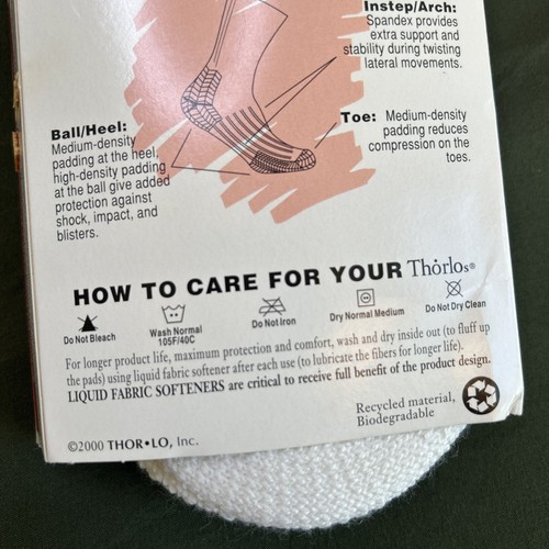 NOS Thorlo Sport Fitness Womens Socks AMX-11 White 6.5-10 Acrylic Nylon 90's - Picture 5 of 7