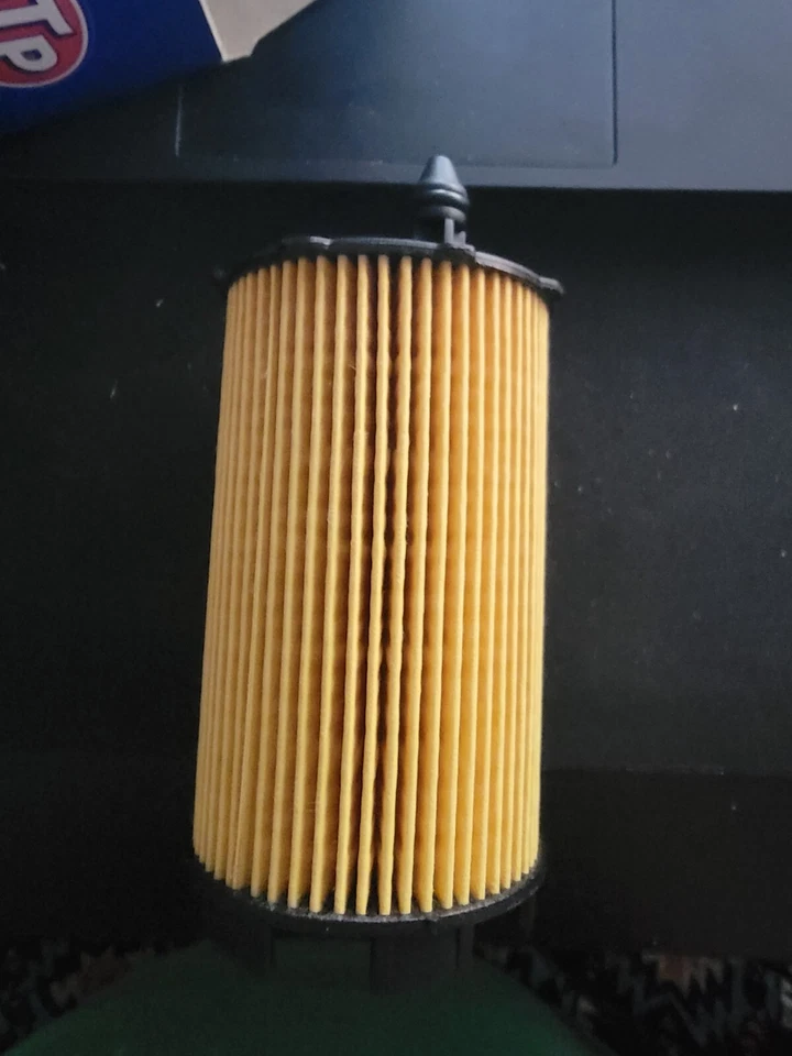 Новый масляный фильтр двигателя STP для Audi S5 2008-2012 с двигателем 4,2 л 8 цилиндров - Изображение 3 из 4